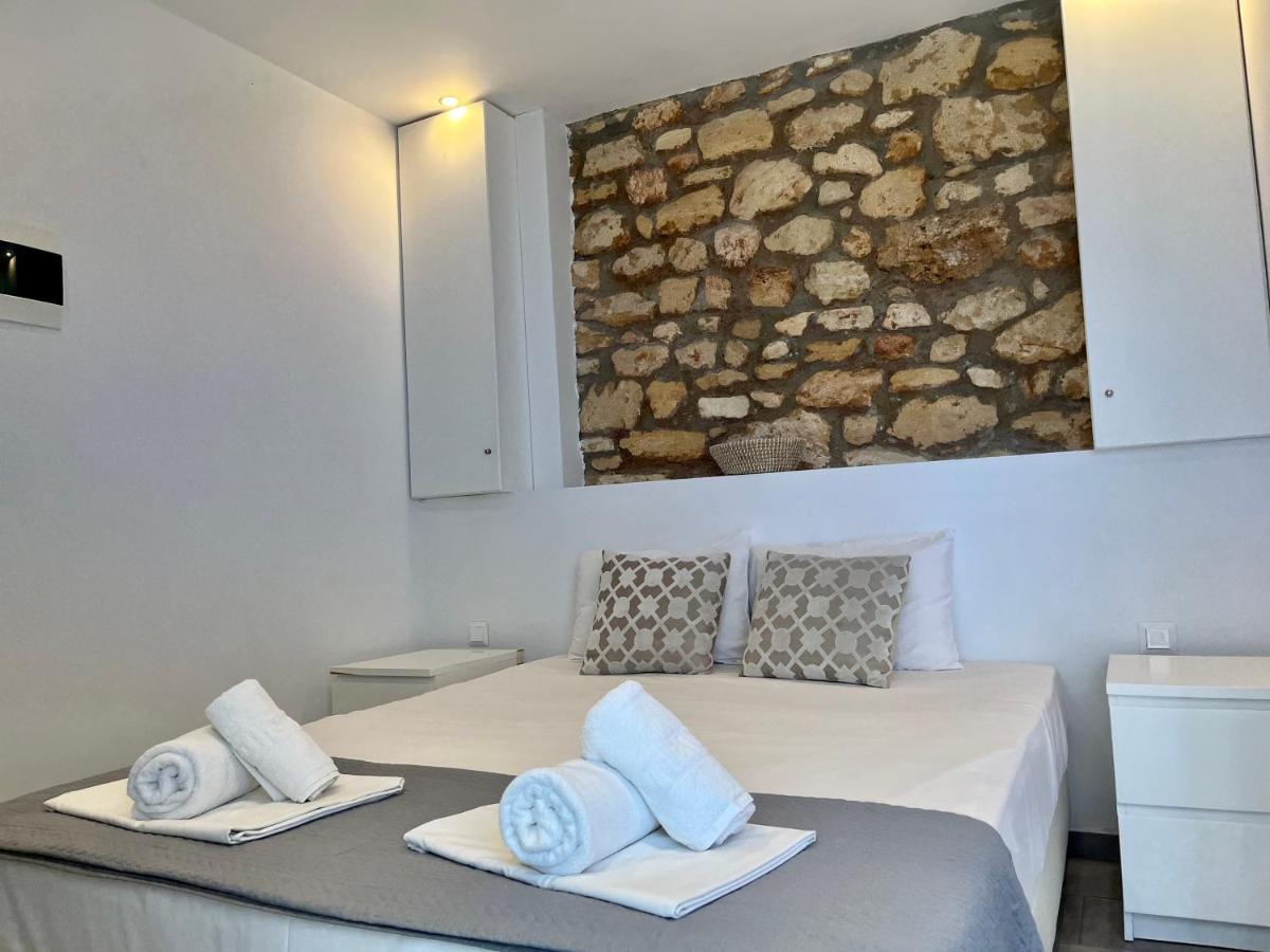 The Beach House - Apartments & Studios (Adults Only) Afytos Ngoại thất bức ảnh