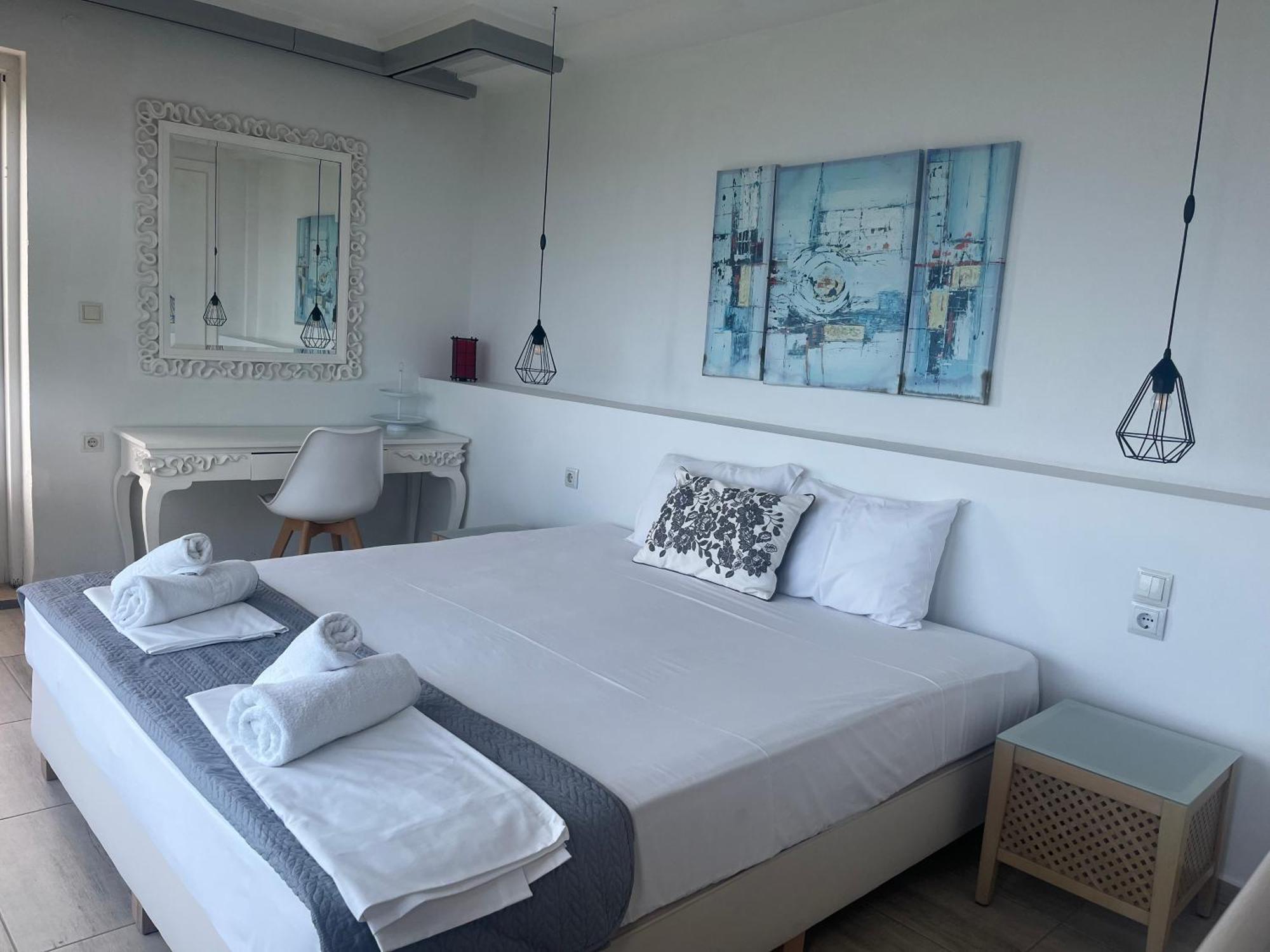 The Beach House - Apartments & Studios (Adults Only) Afytos Ngoại thất bức ảnh
