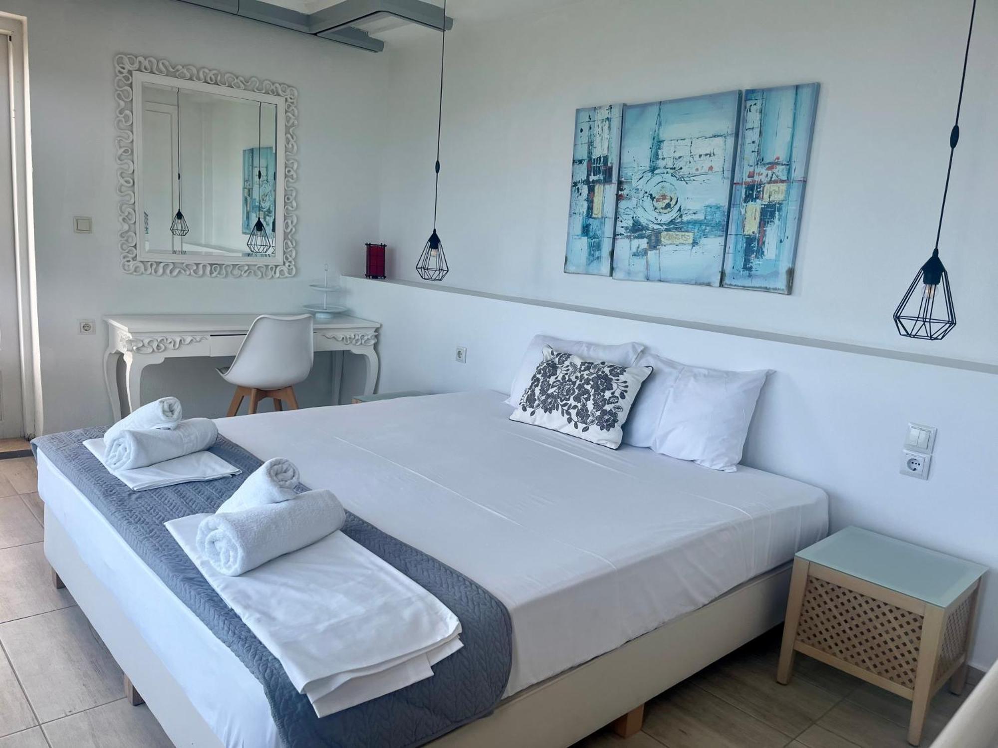 The Beach House - Apartments & Studios (Adults Only) Afytos Ngoại thất bức ảnh