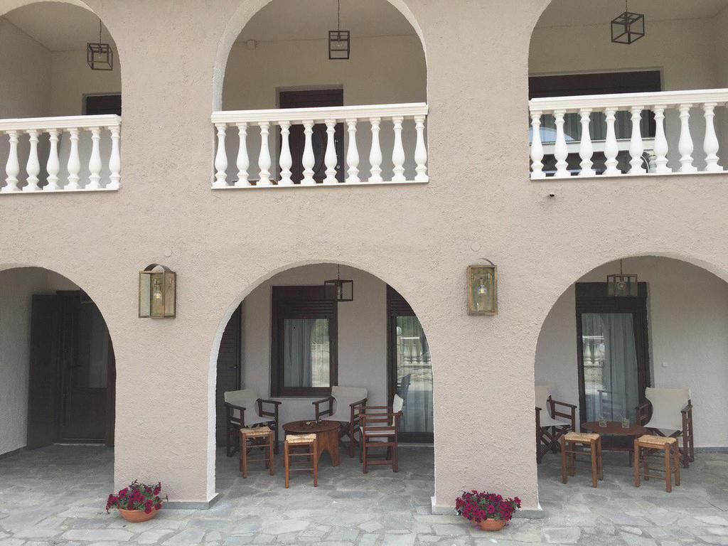 The Beach House - Apartments & Studios (Adults Only) Afytos Ngoại thất bức ảnh