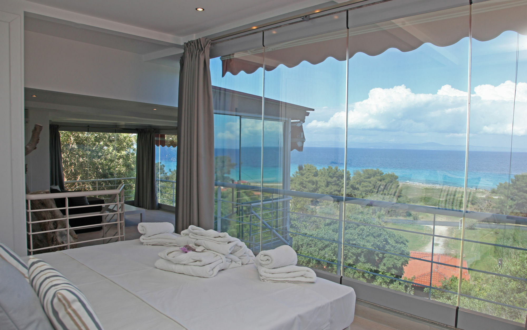 The Beach House - Apartments & Studios (Adults Only) Afytos Ngoại thất bức ảnh